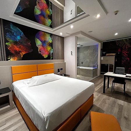Zouk Hotel (Adults Only) Alcalá de Henares Exteriör bild