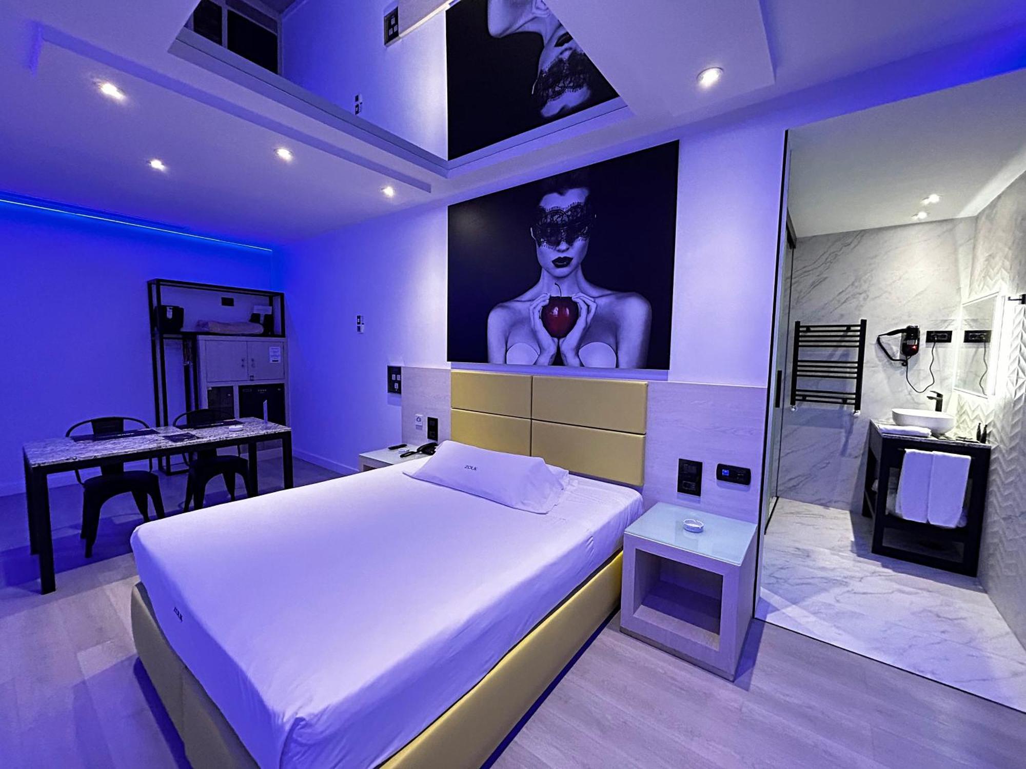Zouk Hotel (Adults Only) Alcalá de Henares Exteriör bild